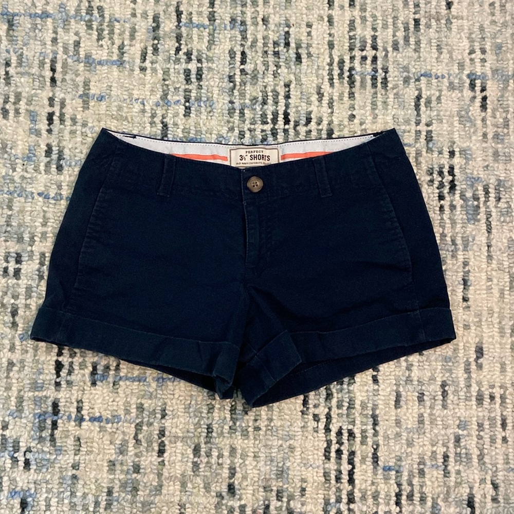 Old Navy 3 1/2 inch Navy Khaki shorts